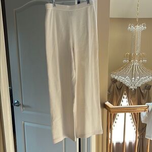 St. John Elegant Cream Women's Pants